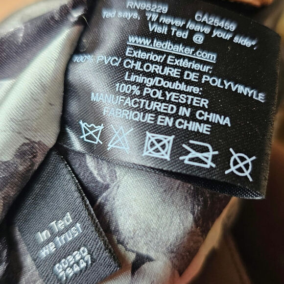 Ted Baker Quilted Patten Leather Vinyl Should Bag Rose Gold Hardware - Picture 16 of 16